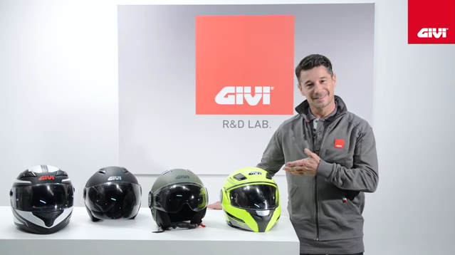 Advice+on+choosing+a+helmet+-+GIVI+TUTORIAL