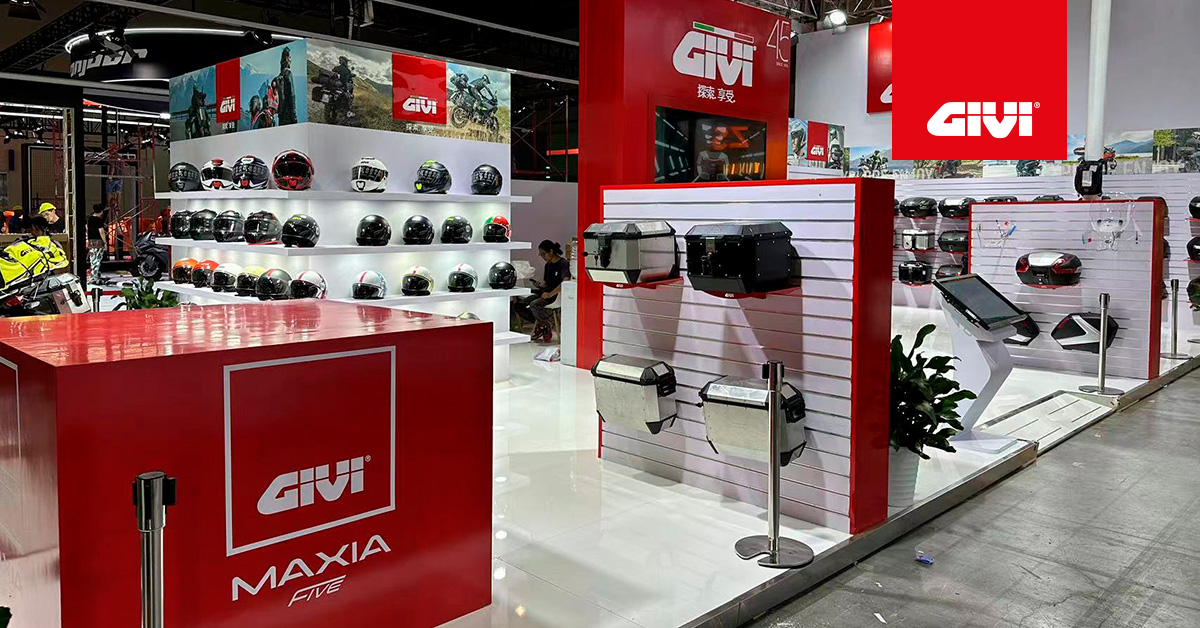 GIVI-45+at+Cimamotor+in+Chingqing%2C+China