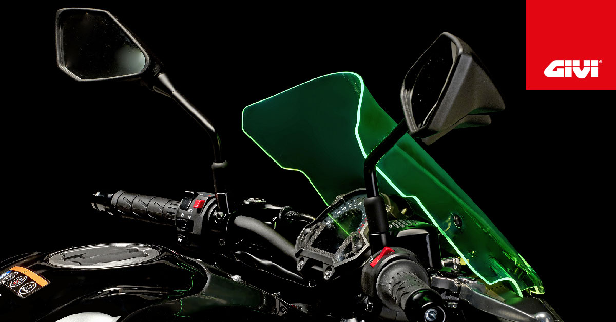 GIVI+is+dedicating+its+new+%22Lime+Green%22+windshield+to+Kawasaki%21