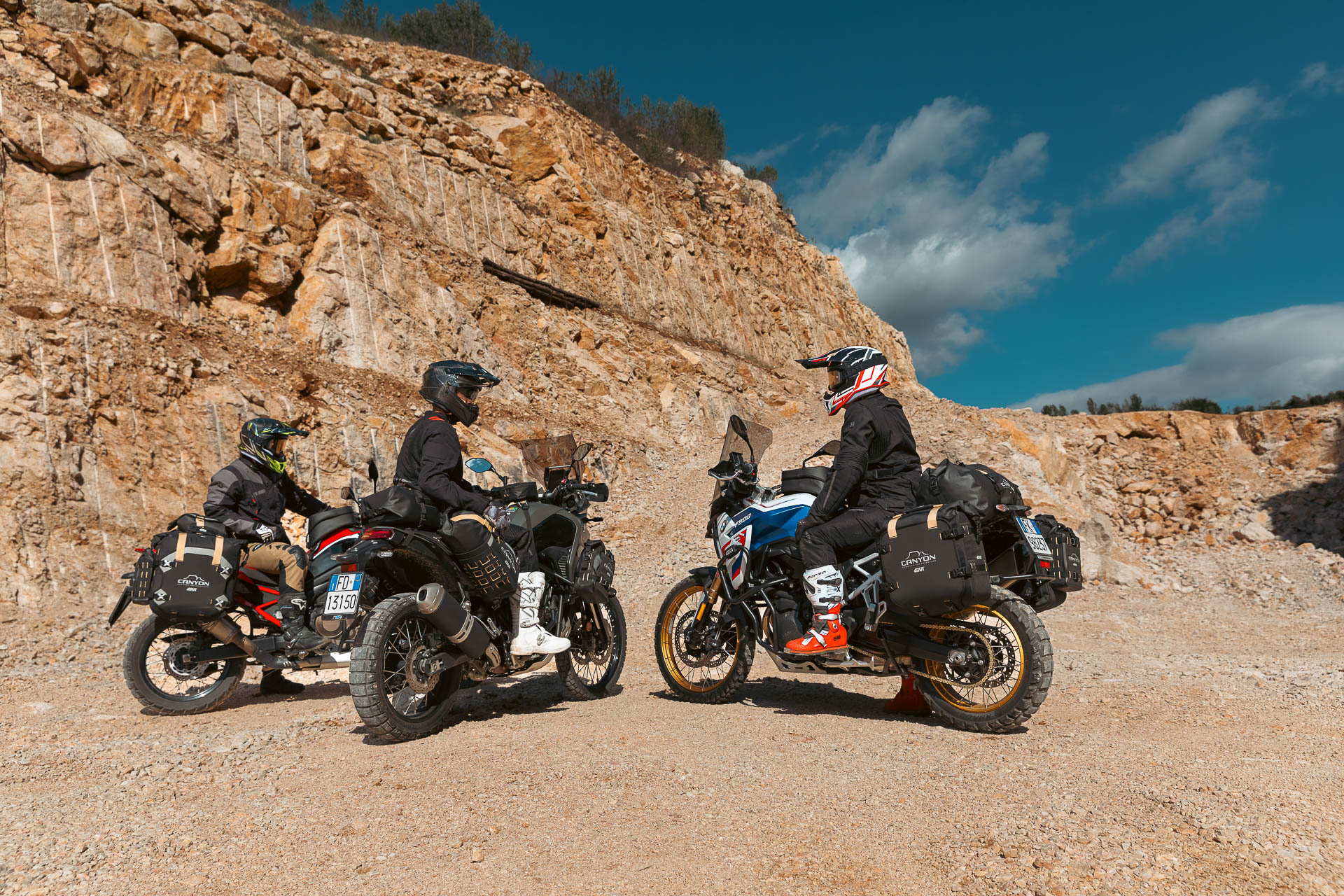Givi Canyon 25