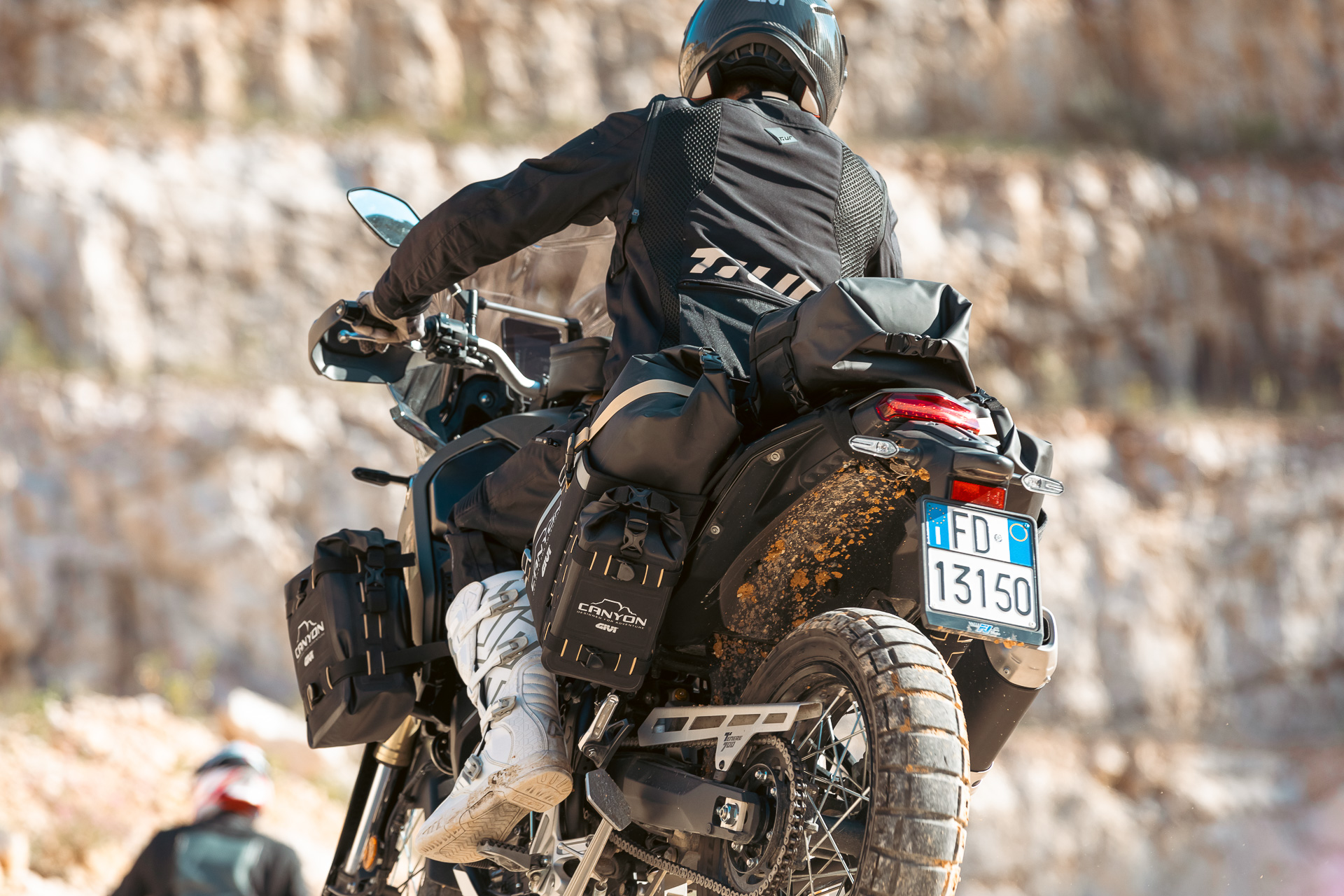 Givi Canyon 25
