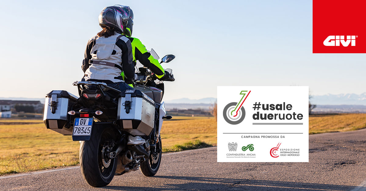 GIVI+is+taking+part+in+the+%23usaledueruote+%28%23usetwowheels%29+campaign+launched+by+ANMCA+and+EICMA+to+encourage+the+use+of+motorcycles.